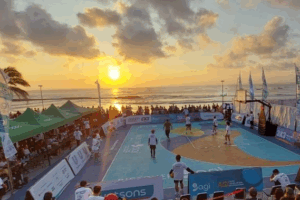 lapangan-basket-terindah-dengan-pemandangan-laut
