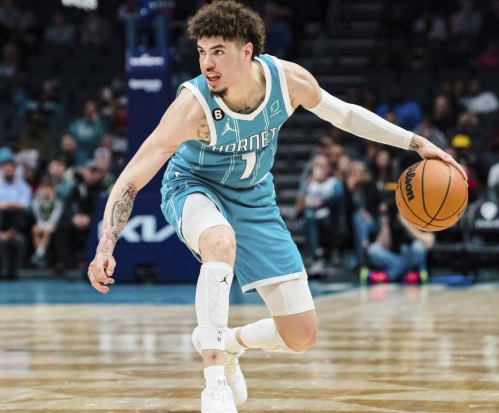 lamelo-ball-bahagia-usai-dapat-bertahan-di-hornets