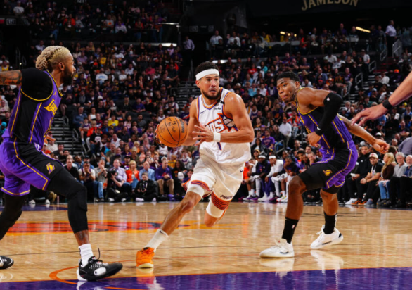 lebron-buka-suara-usai-lakers-dikalahkan-telak-oleh-suns