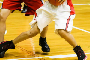 langkah-aman-kembali-bermain-setelah-cedera-basket